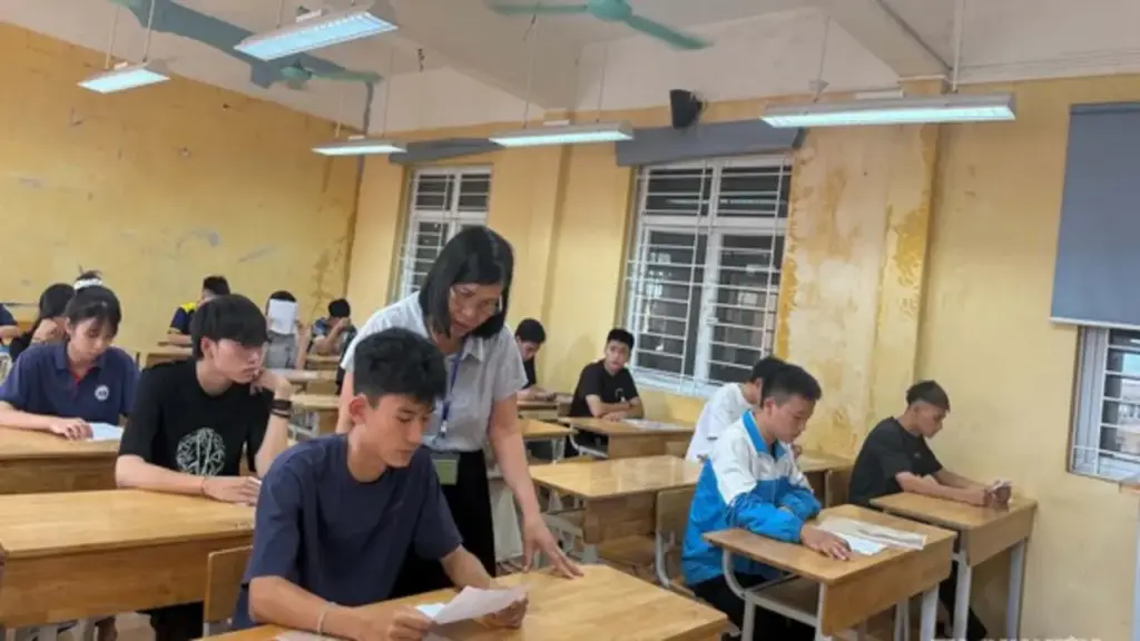 Lần đầu có quy định nhà giáo hợp đồng toàn thời gian sau khi nghỉ hưu