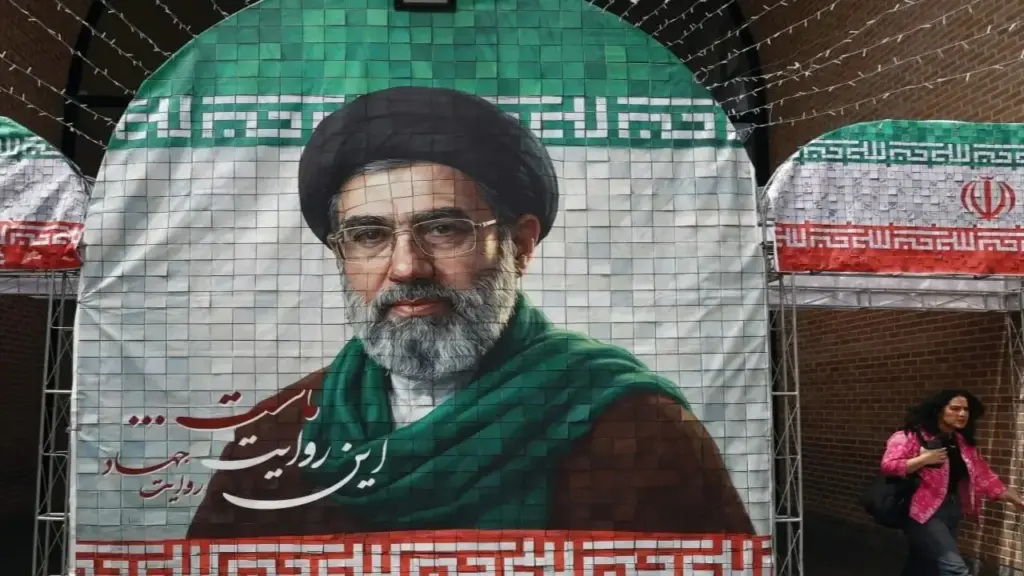 Lãnh tụ Tối cao Iran ra mệnh lệnh điều hành từ nơi bí ẩn