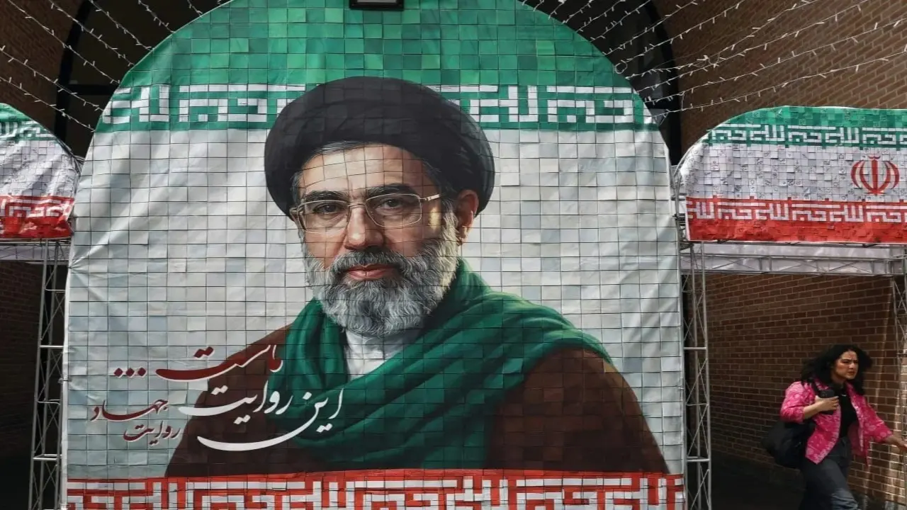 Lãnh tụ Tối cao Iran ra mệnh lệnh điều hành từ nơi bí ẩn