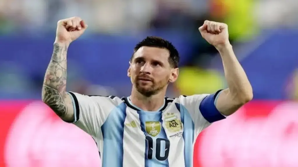 Lionel Messi tặng quà đặc biệt cho toàn đội Argentina sau World Cup 2026
