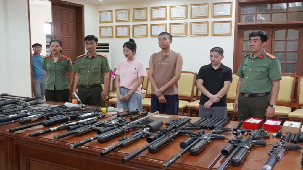 Lò sản xuất hàng nghìn linh kiện súng núp bóng công ty cơ khí