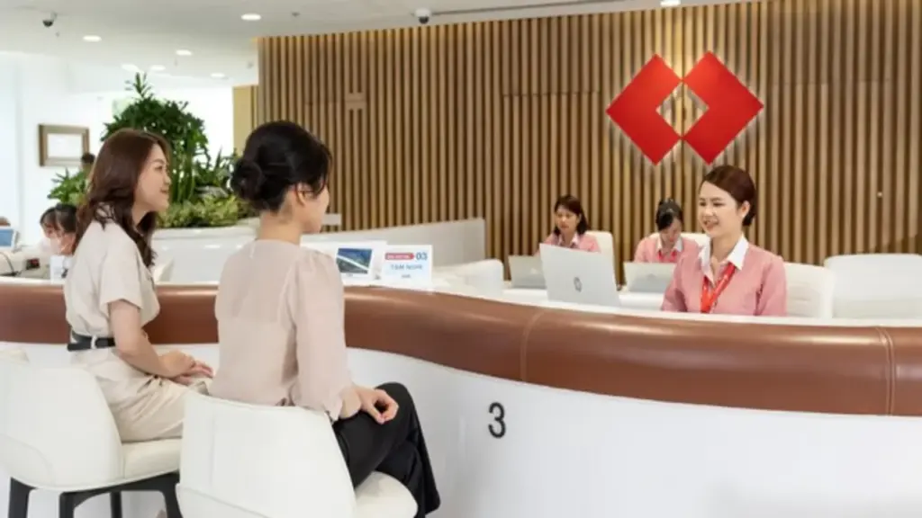 Lợi nhuận quý 2 Techcombank chạm đỉnh mới từ động lực tăng trưởng đa chiều