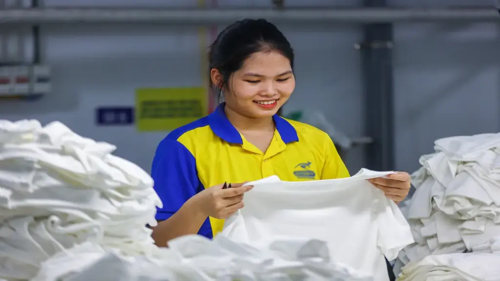 Lương tối thiểu dự kiến tăng cao nhất 390.000 đồng