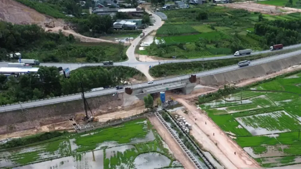 Lý do Huế kiến nghị làm cầu vượt tại nút giao với cao tốc Cam Lộ - La Sơn