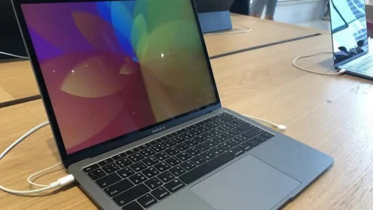 Lý do MacBook Air vẫn 'im lặng' dù xử lý hàng loạt tác vụ