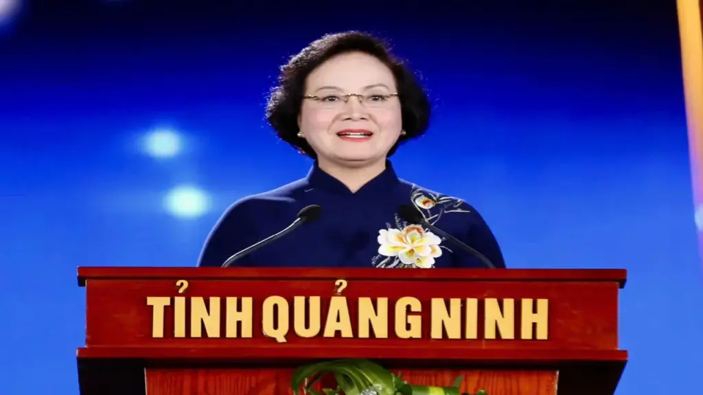 "Mãi mãi tuổi 20" giúp mỗi người cảm nhận sâu sắc hơn giá trị của hòa bình