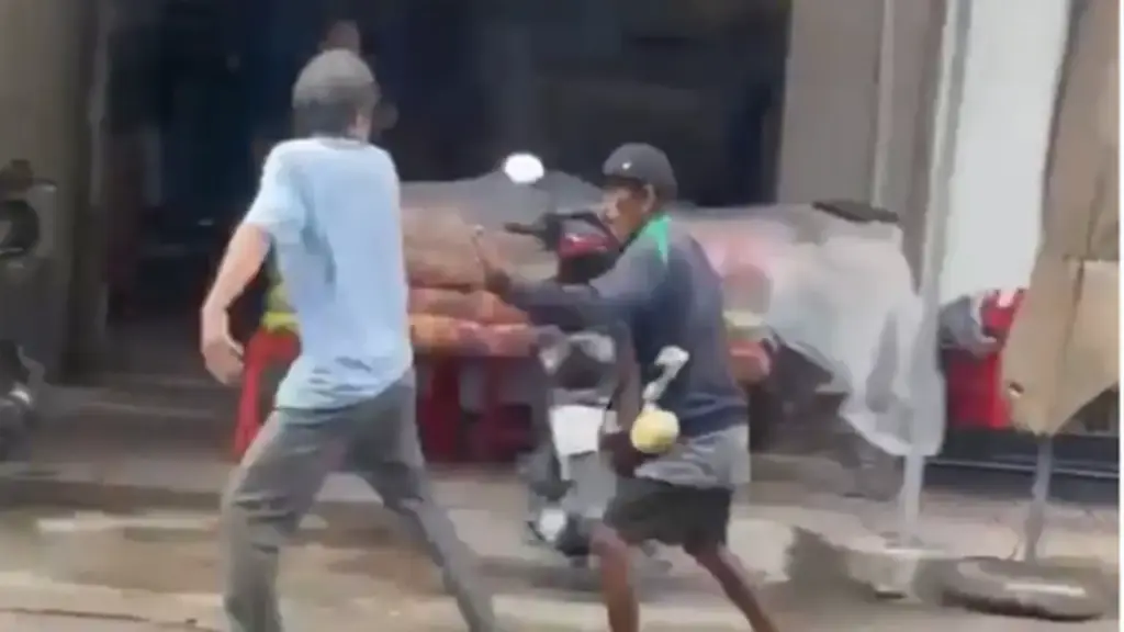 Mâu thuẫn khi bán vé số, U70 rút dao tấn công đồng nghiệp tử vong rồi bỏ trốn