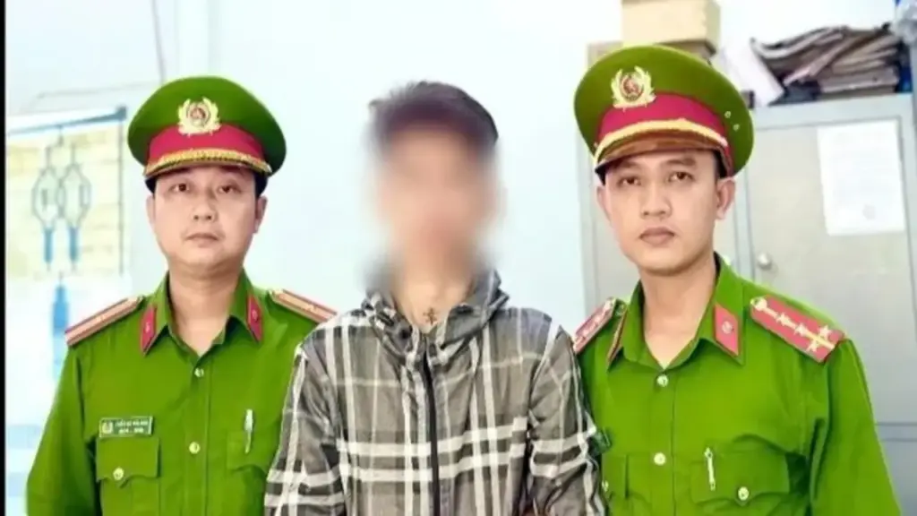 Mâu thuẫn khi đá bóng giao hữu, chém cầu thủ đội bạn gây thương tích 63%