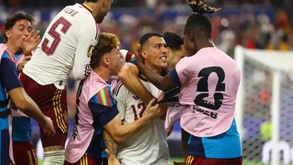 Mbappe bị ‘vô hiệu hóa’, cầu thủ nào hay nhất đội tuyển Tây Ban Nha?