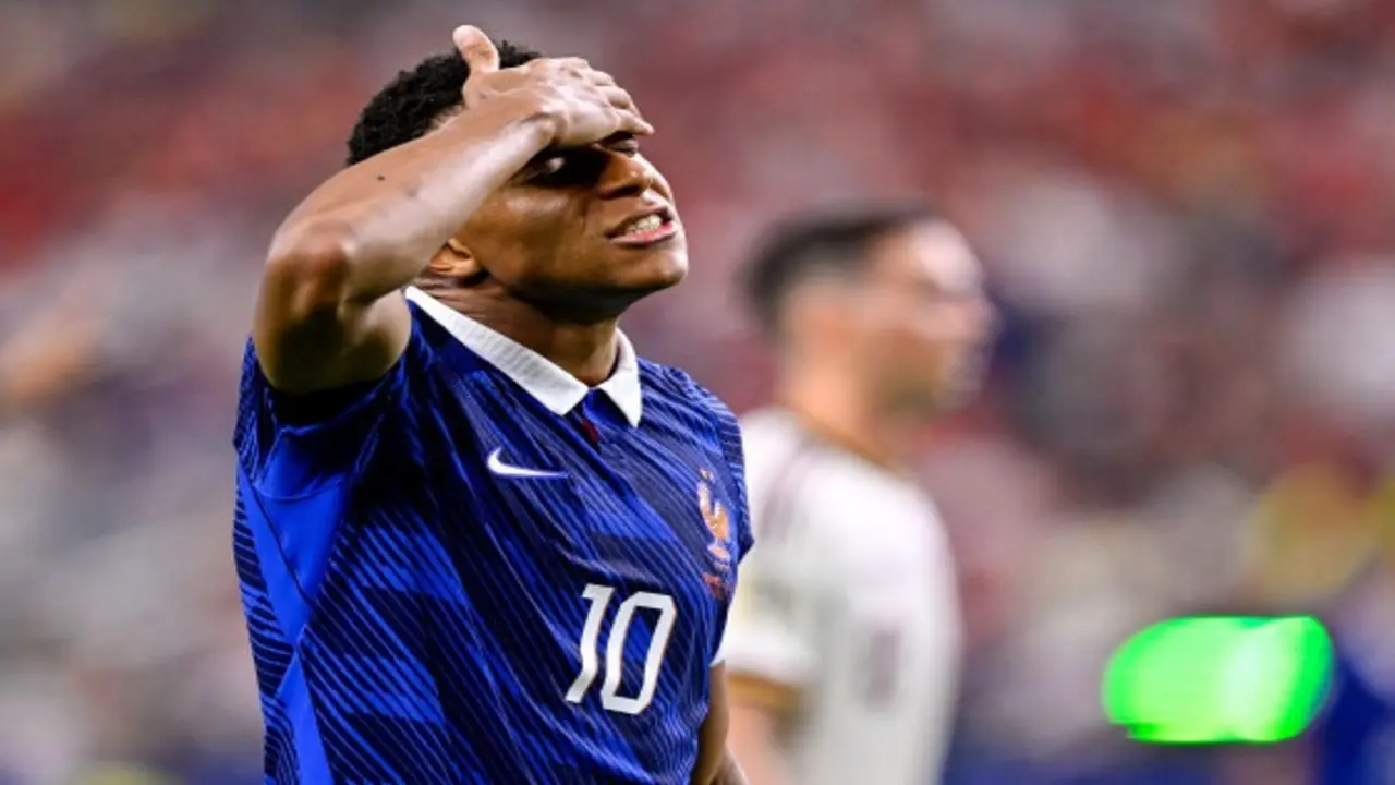 Mbappe sở hữu thống kê tệ hại, chỉ trích hàng loạt sai lầm của tuyển Pháp