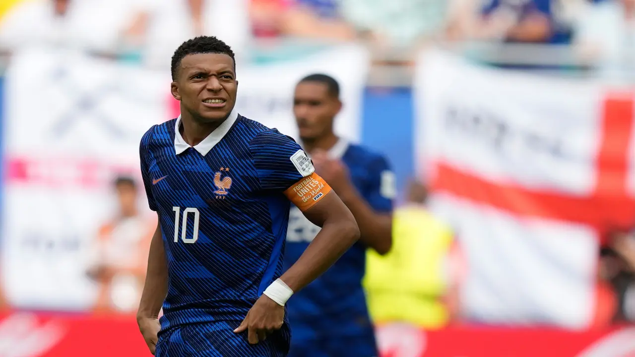 Mbappe: 'Thà vào chung kết hơn kỷ lục ghi bàn World Cup'
