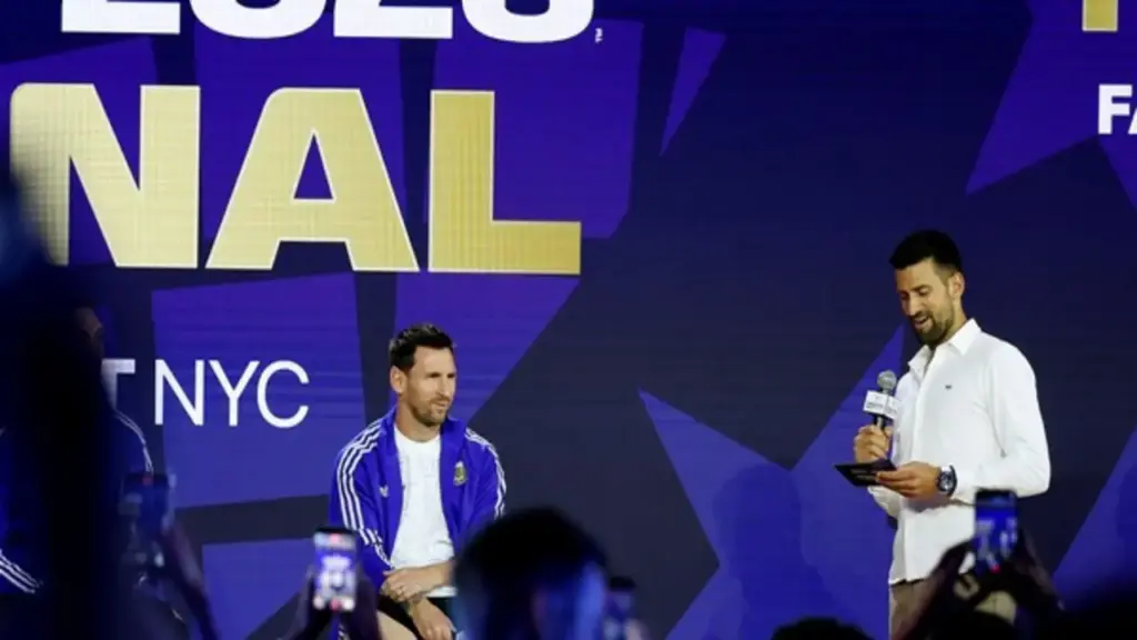 Messi lần đầu lên tiếng về bức ảnh tắm cho Yamal cách đây 19 năm, quyết thắng ‘cậu bé’ ở chung kết