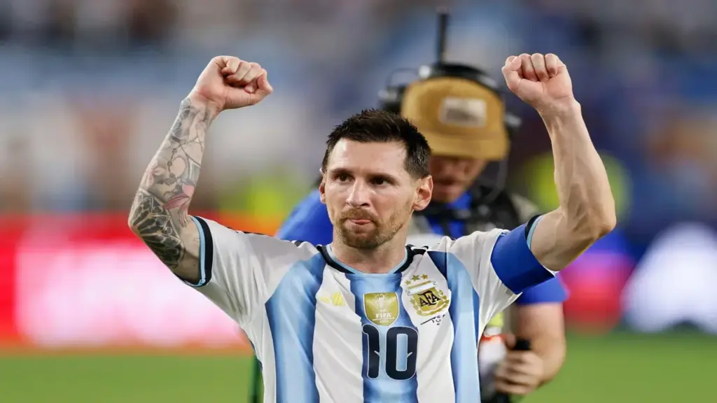 Messi phá vỡ nhiều kỷ lục, bứt tốc trong cuộc đua Vua phá lưới ở World Cup