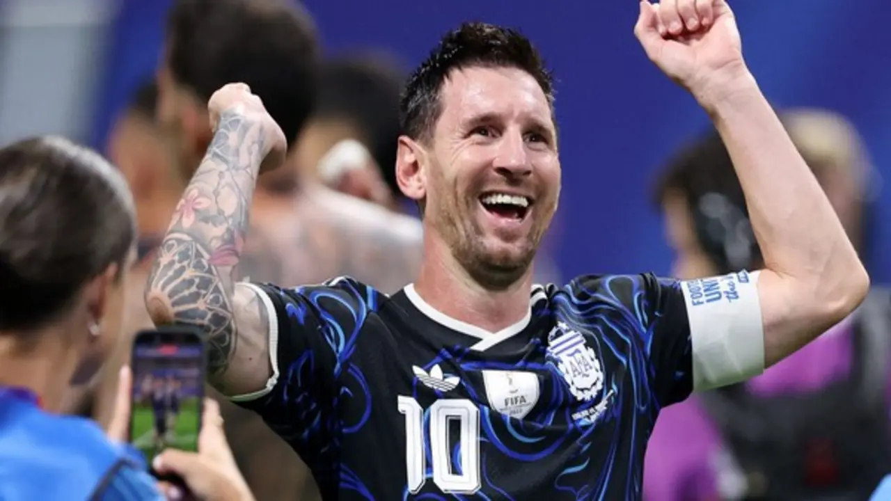 Messi vào chung kết World Cup bằng 2 phiên bản đáng sợ: ‘Đi bộ’ và ‘hồi xuân’