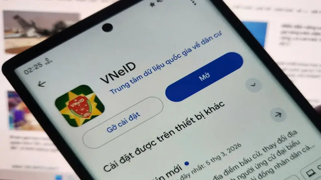 Miễn, giảm lệ phí nhiều dịch vụ công cho người dân sử dụng VNeID