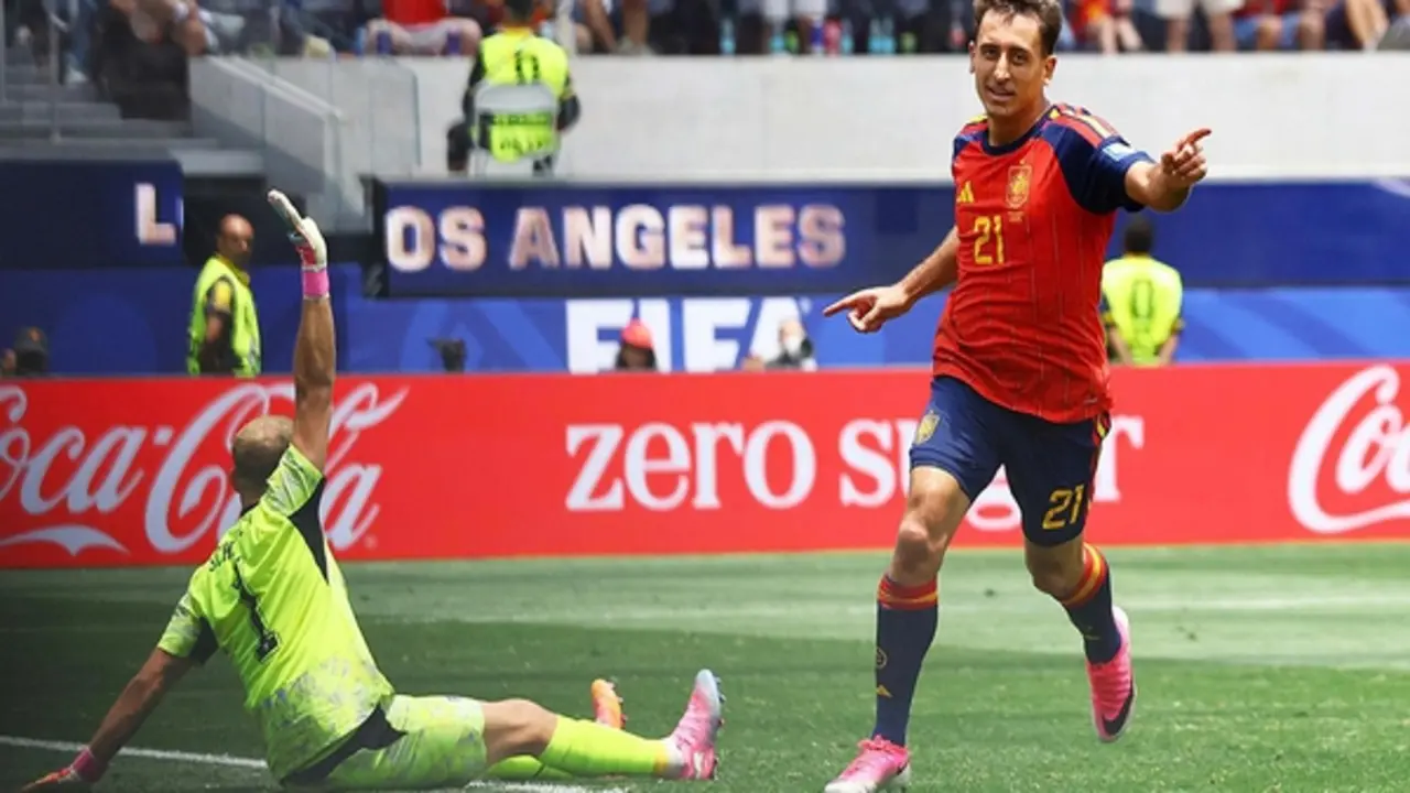 Mikel Oyarzabal: Từ người vô hình đến chân sút chủ lực