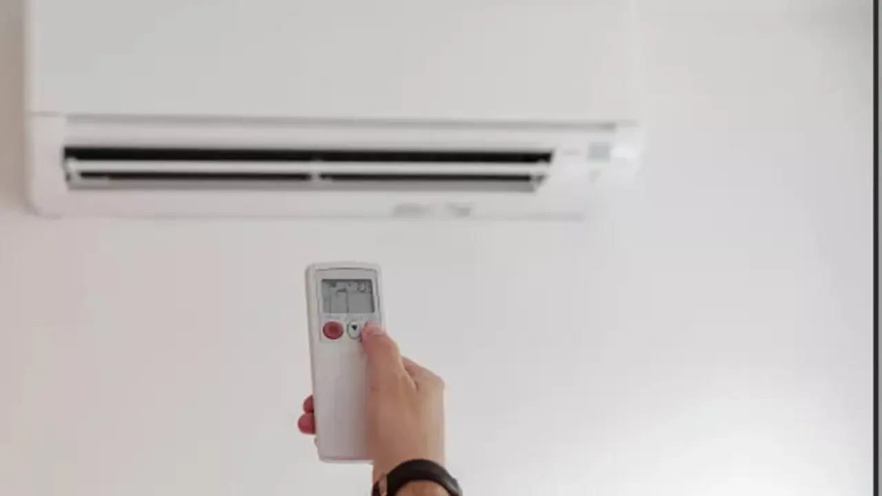 Mở máy lạnh 26 độ C kèm quạt nhưng tiền điện vẫn không giảm