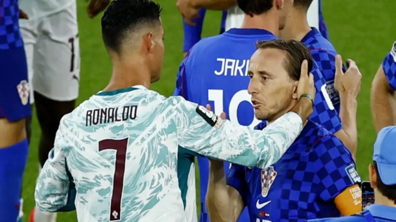 Modric chưa nguôi cơn tức, ám chỉ Bồ Đào Nha được thiên vị: 'VAR được vận hành theo danh tiếng đội bóng'