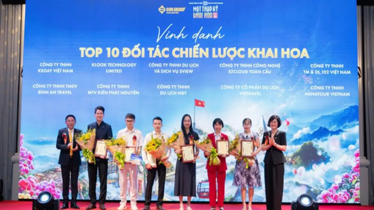 Một thập kỷ cáp treo Fansipan: Từ kỳ tích trên đỉnh Hoàng Liên đến động lực nâng tầm du lịch Sa Pa