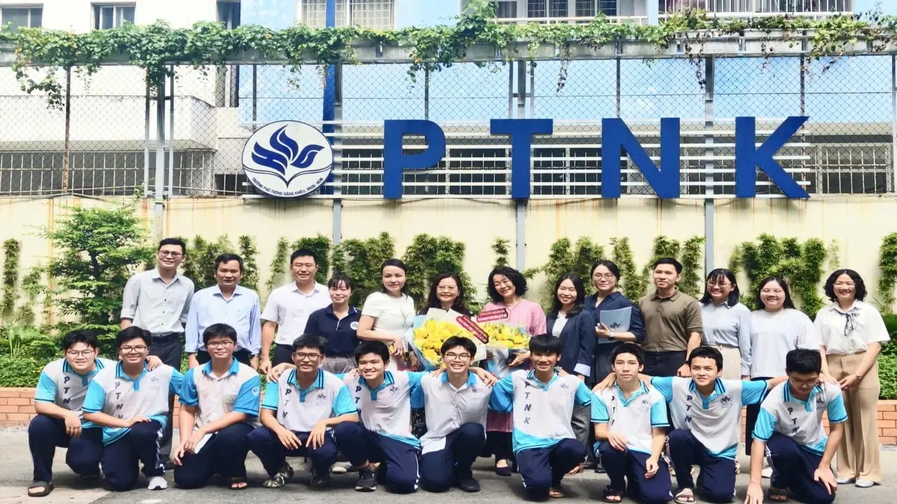 Một trường THPT chuyên ở TPHCM áp dụng mô hình hướng nghiệp đa tầng