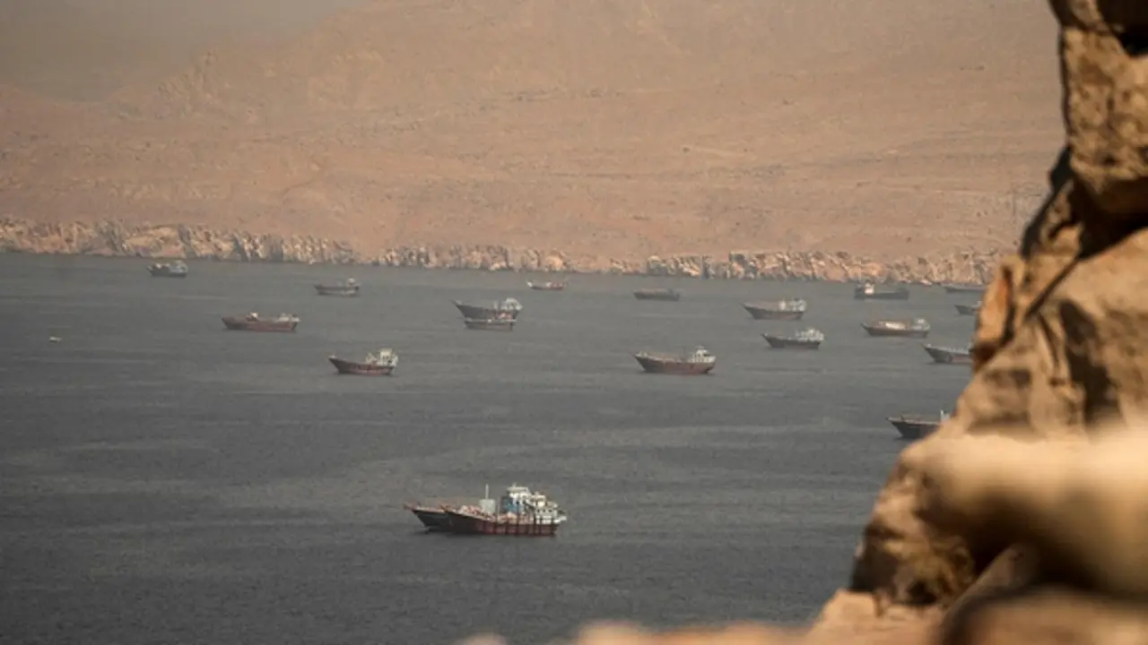 Mỹ - Iran đàm phán gián tiếp, bàn về eo biển Hormuz