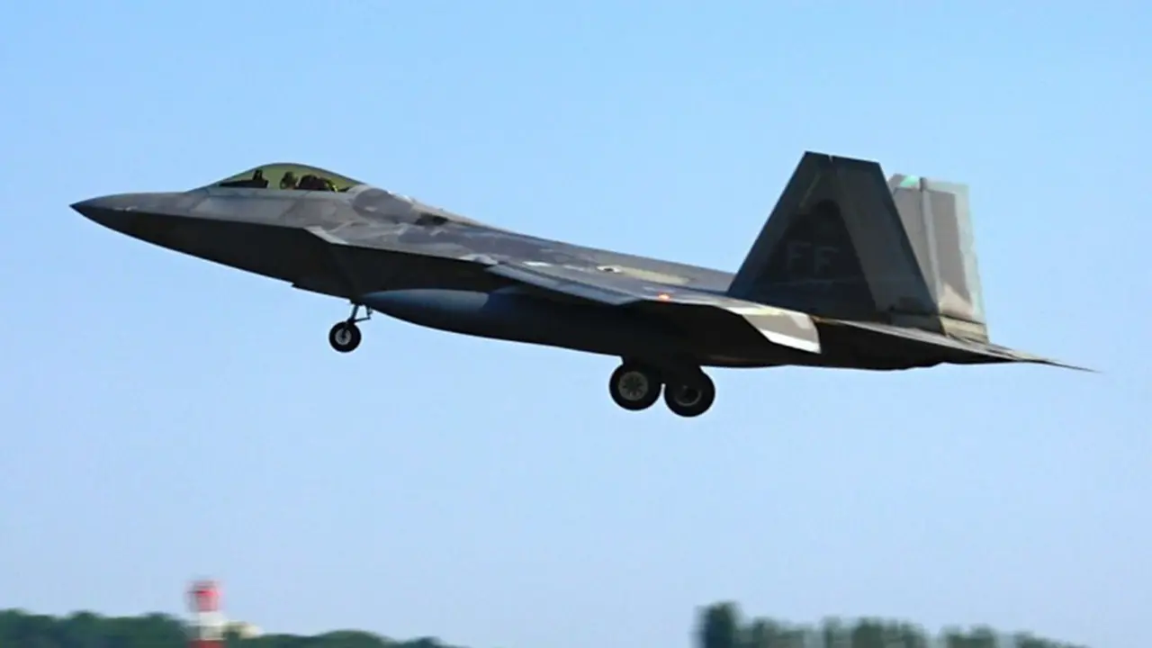 Mỹ rút loạt tiêm kích F-22 khỏi Israel