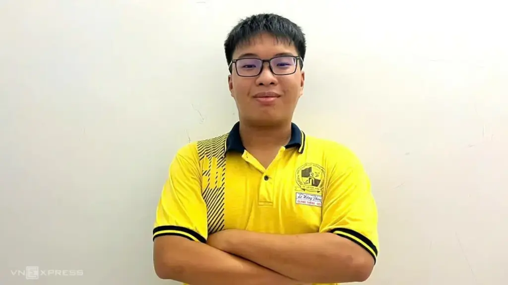 Nam sinh đạt 30/30 điểm: Thi để giành ngôi thủ khoa