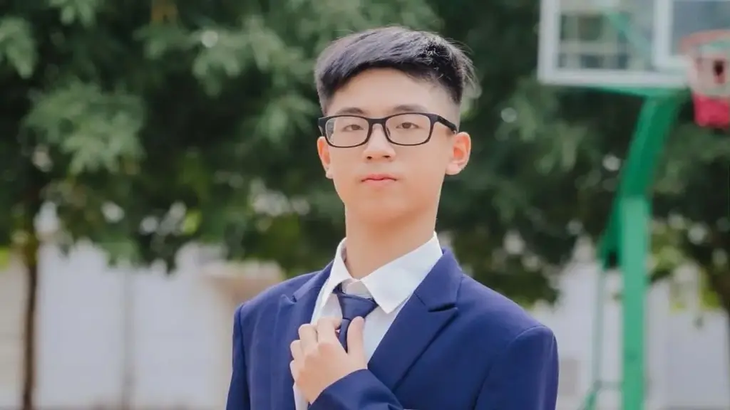 Nam sinh lớp 11 đạt điểm tuyệt đối 5 môn dự bị đại học