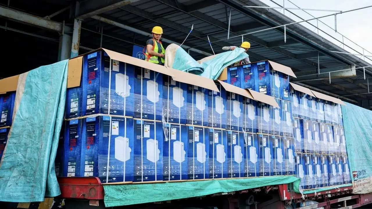 Nắng nóng kỷ lục ở châu Âu: Trung Quốc giao gấp 20.000 điều hòa cho Pháp