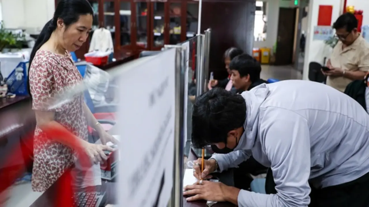 Ngân hàng cung cấp tài khoản, giao dịch đáng ngờ cho cơ quan thuế