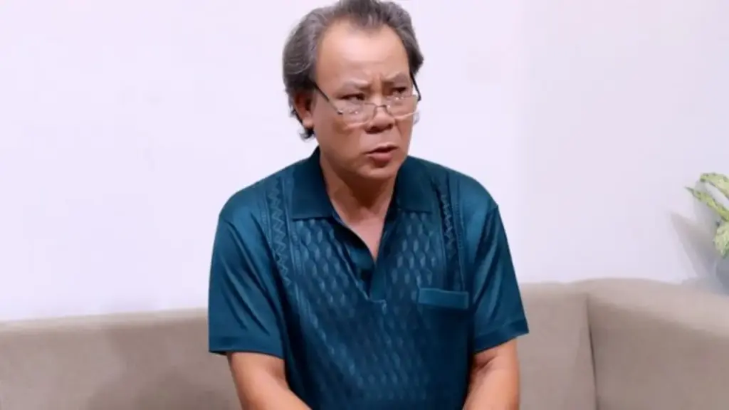 Nghệ sĩ Phương Bình: 2 lần nhận tin mất người thân khi đang trên sân khấu