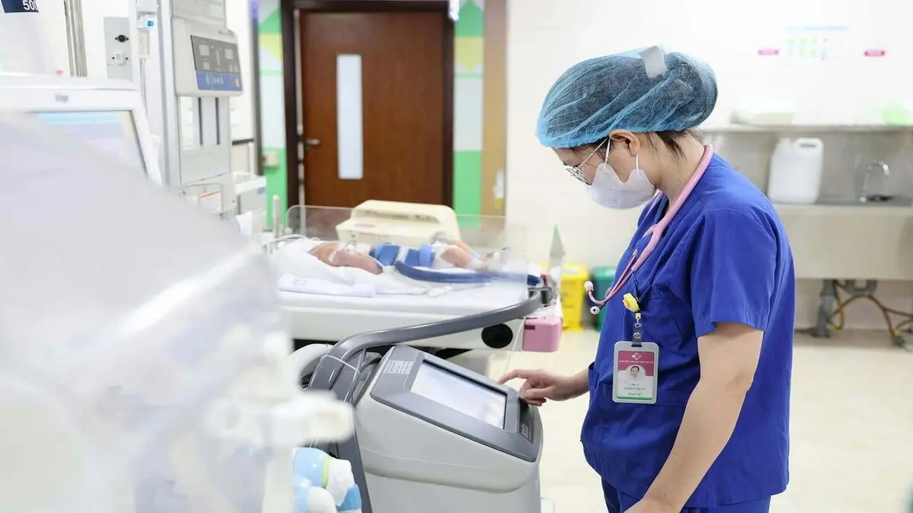 'Ngủ đông' 3 ngày cứu bé sơ sinh thiếu oxy não