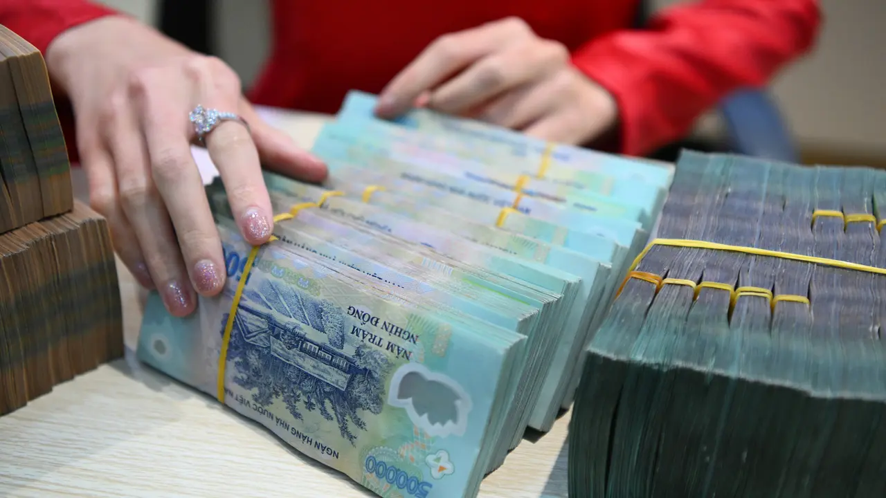 Người lao động thu nhập tháng trên 28,6 triệu đồng mới phải nộp thuế