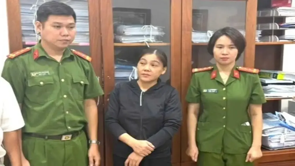 Người phụ nữ bán khống ki ốt ở chợ, chiếm đoạt hàng trăm triệu đồng