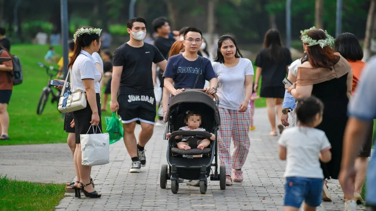 Người trẻ có thật sự không muốn kết hôn, sinh con?