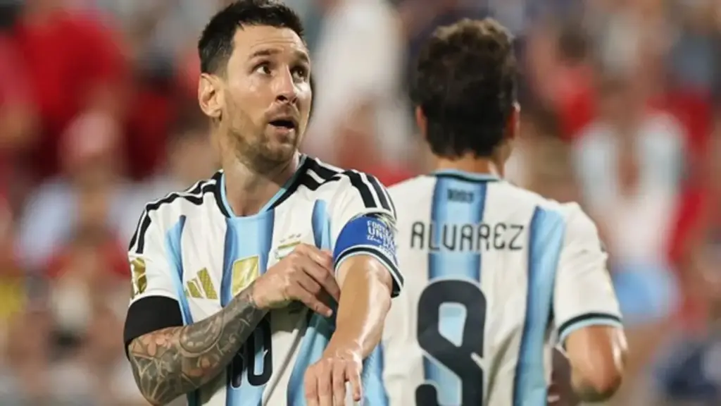 Nhà báo thân Ronaldo chê Messi, gọi Bellingham là siêu sao mà Argentina phải lo ngăn chặn