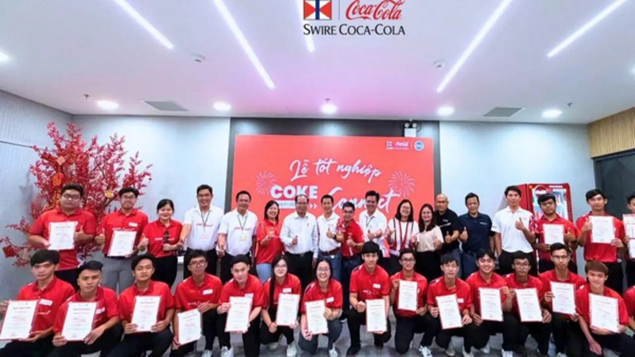 Nhà máy Coca-Cola tổ chức thực tập và tư vấn nghề nghiệp cho sinh viên Tây Ninh