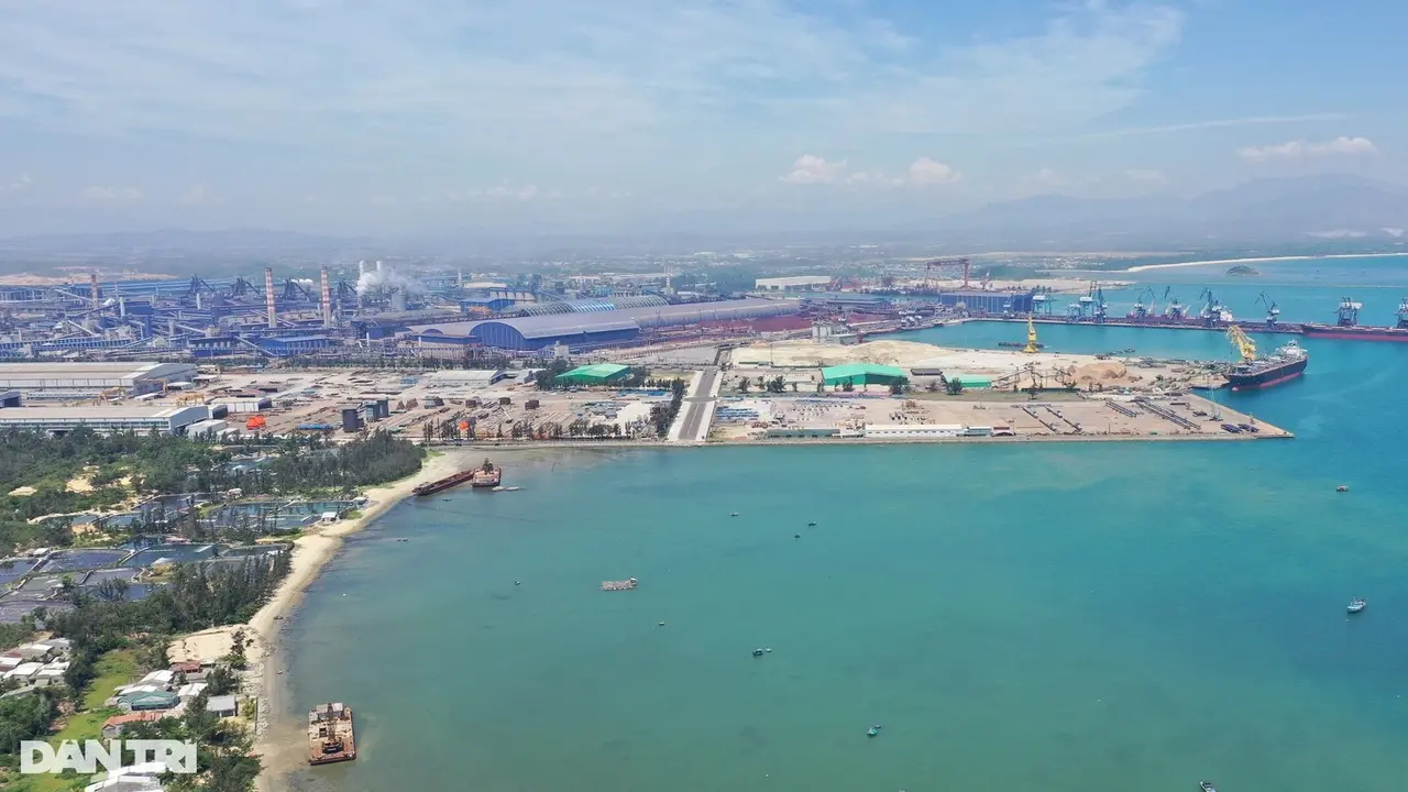 Nhận hối lộ, nguyên trưởng phòng thuộc khu kinh tế bị khai trừ Đảng