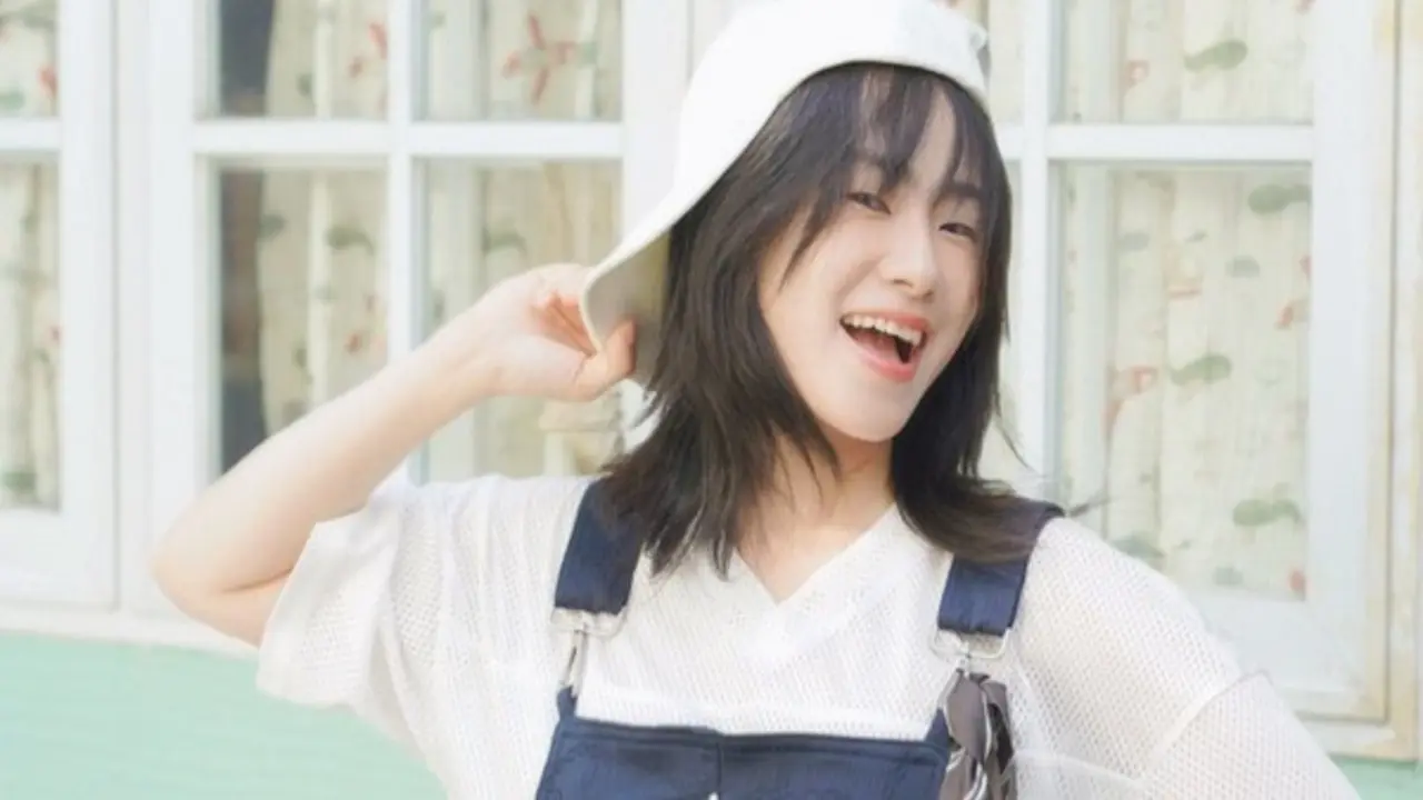 Nhan sắc lão hóa ngược của nữ ca sĩ Việt ở tuổi 42 khiến nhiều người trầm trồ