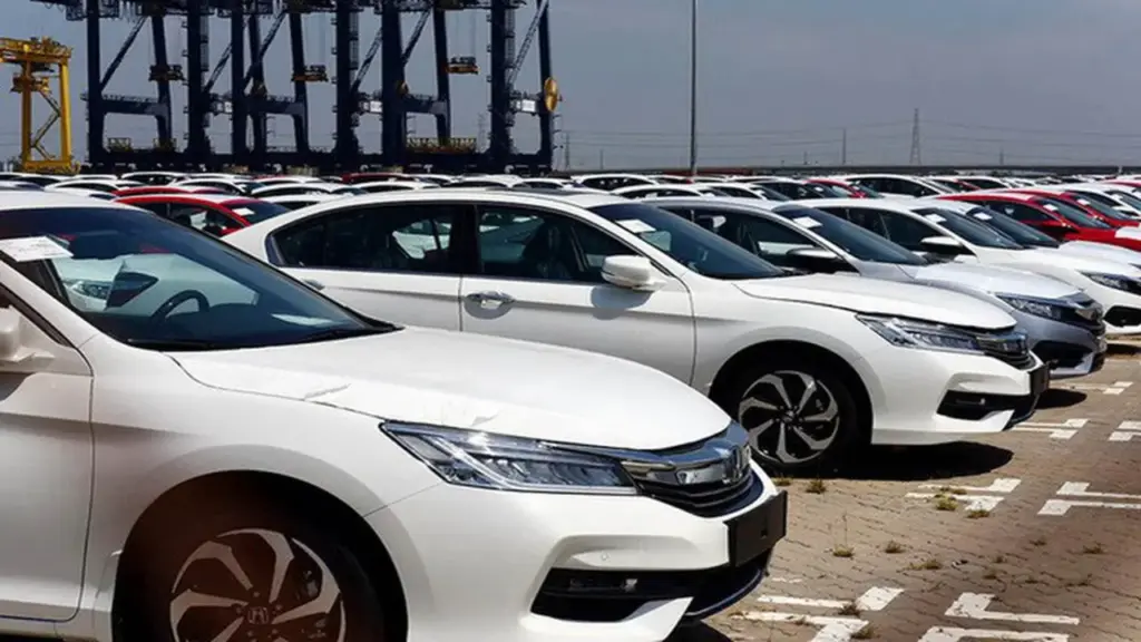 Nhập khẩu ô tô dạng biếu, tặng: Sẽ kiểm soát ngay từ đầu vào để ngăn trục lợi?