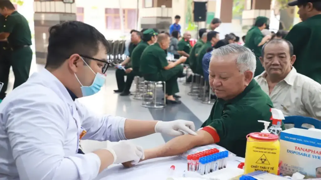 Nhiều hoạt động tri ân Mẹ Việt Nam anh hùng, các cựu chiến binh nhân Ngày Thương binh - Liệt sĩ