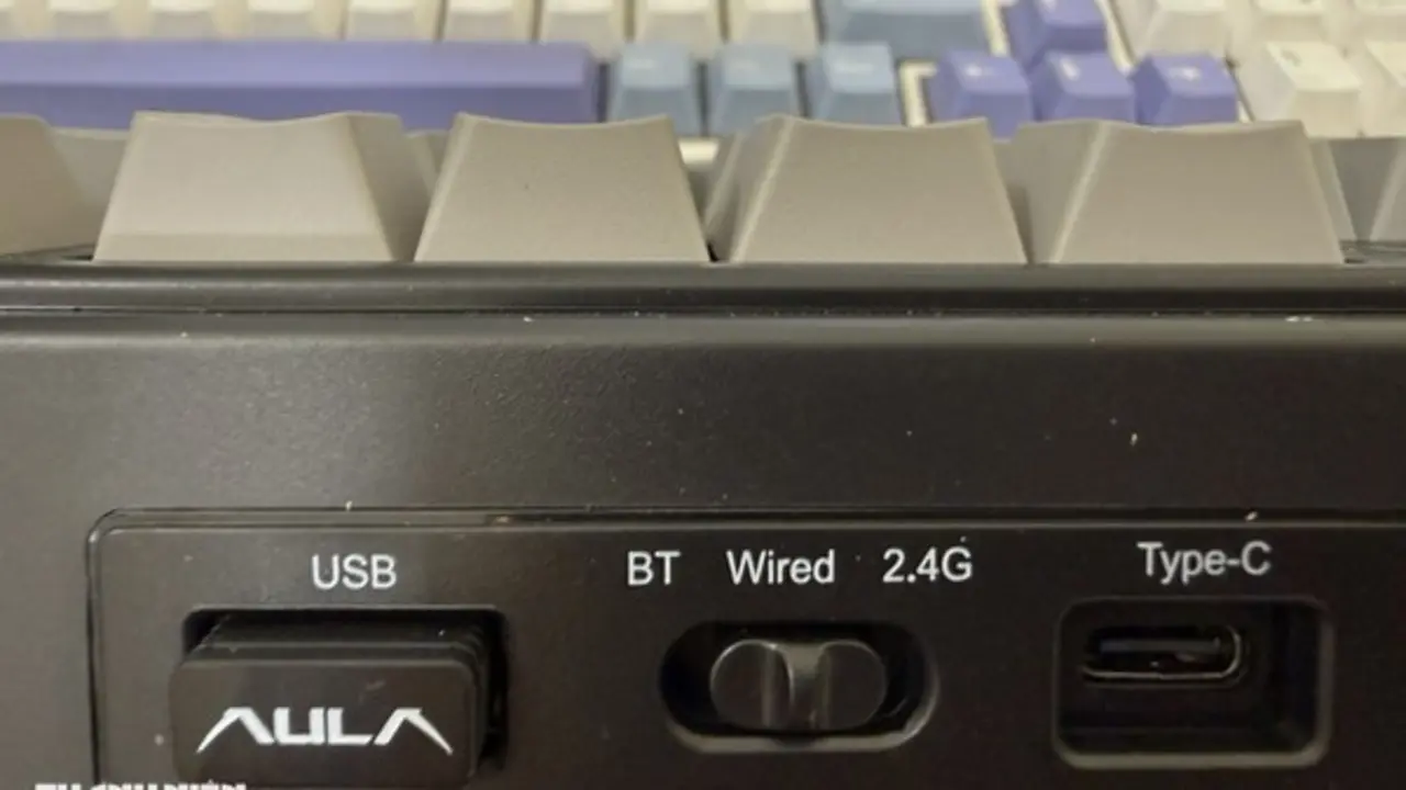 Nhiều người đang lãng phí cổng USB vì cắm chuột, bàn phím sai cách