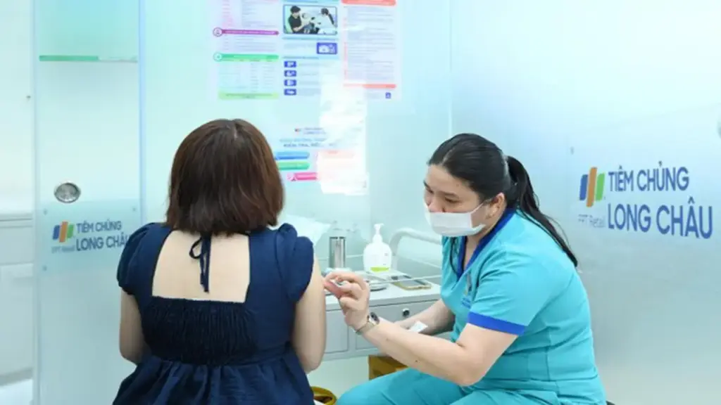 Những hiểu lầm quá tuổi khiến nhiều người bỏ lỡ cơ hội tiêm HPV