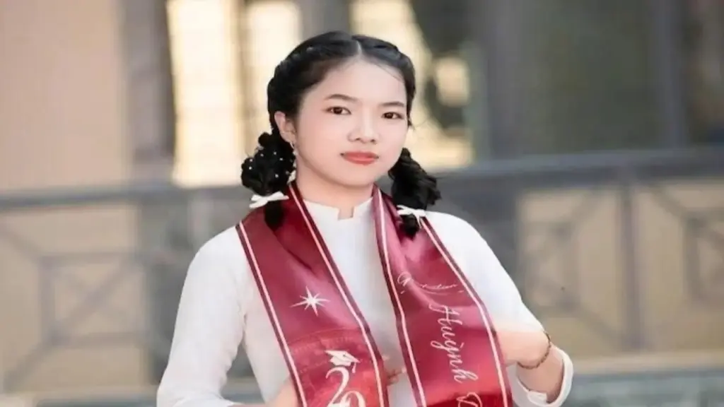 Nữ sinh trường vùng quê giành điểm tuyệt đối 30/30, thủ khoa khối B00