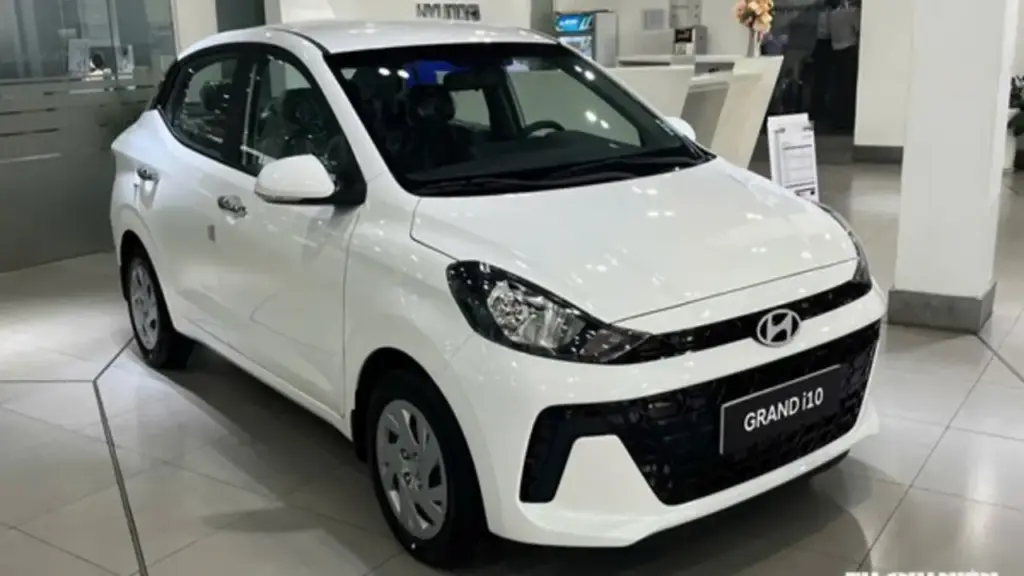 Ô tô máy xăng giá rẻ nhất Việt Nam vẫn ế, Hyundai Grand i10 gánh doanh số
