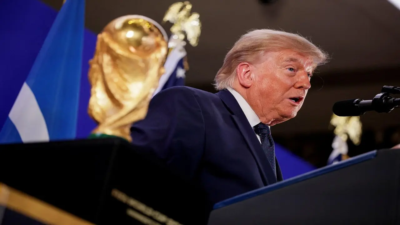 Ông Trump đặt câu hỏi về chiến thuật của đội Anh tại World Cup