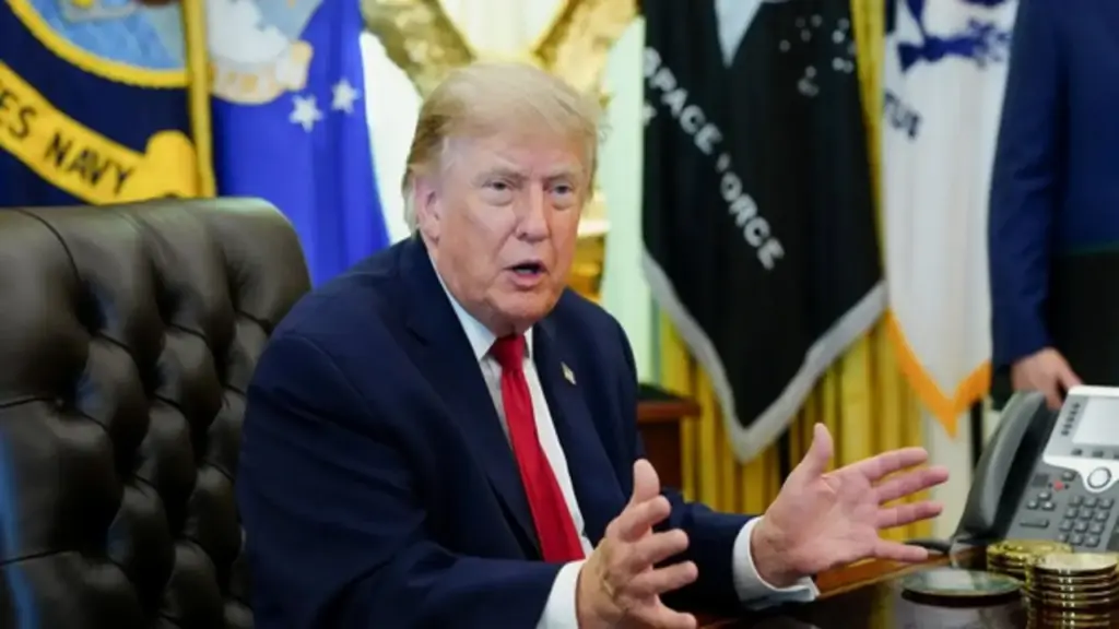 Ông Trump phân vân chuyện quay lại tấn công Iran?