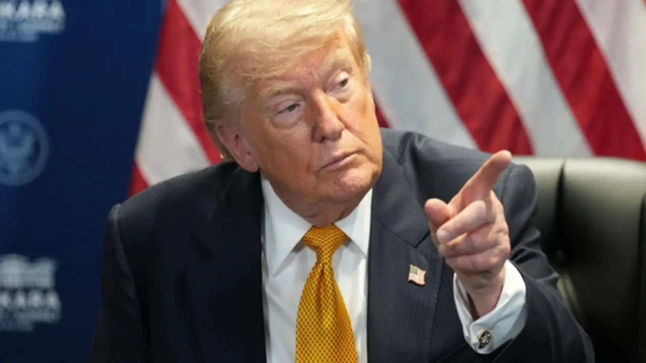 Ông Trump: Quyền công dân Mỹ không phải để mua bán