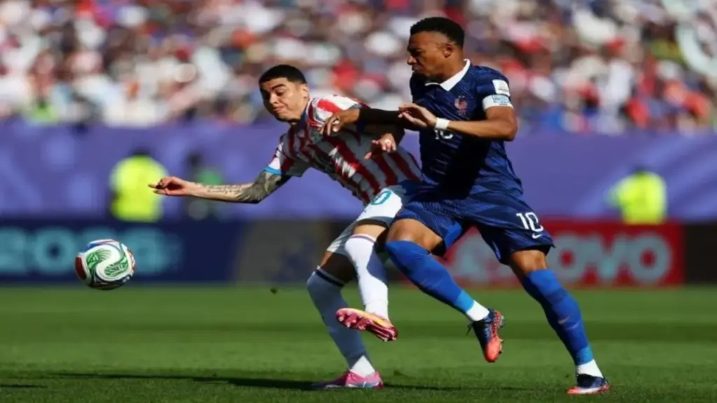 Paraguay 0-0 Pháp (hiệp 1): Tràn lên tấn công