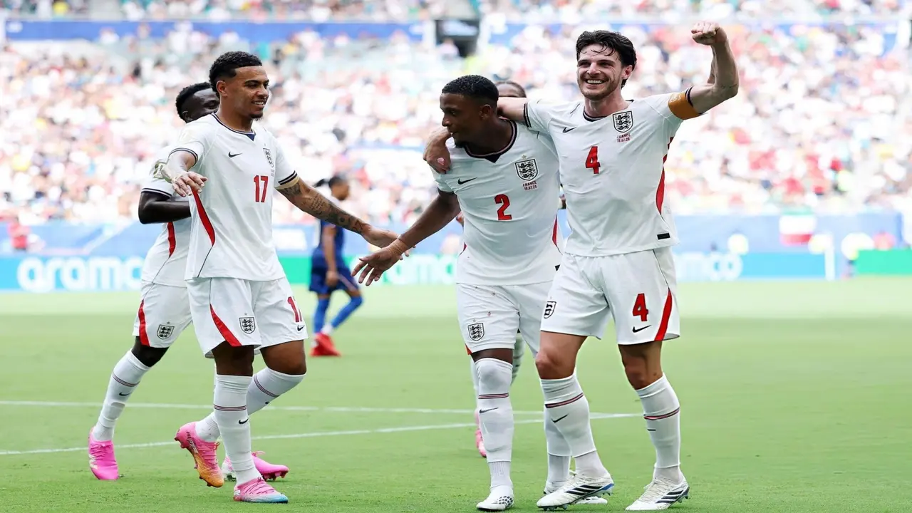 Pháp 0-4 Anh (hết hiệp 1): Cơn ác mộng của Mbappe và đồng đội